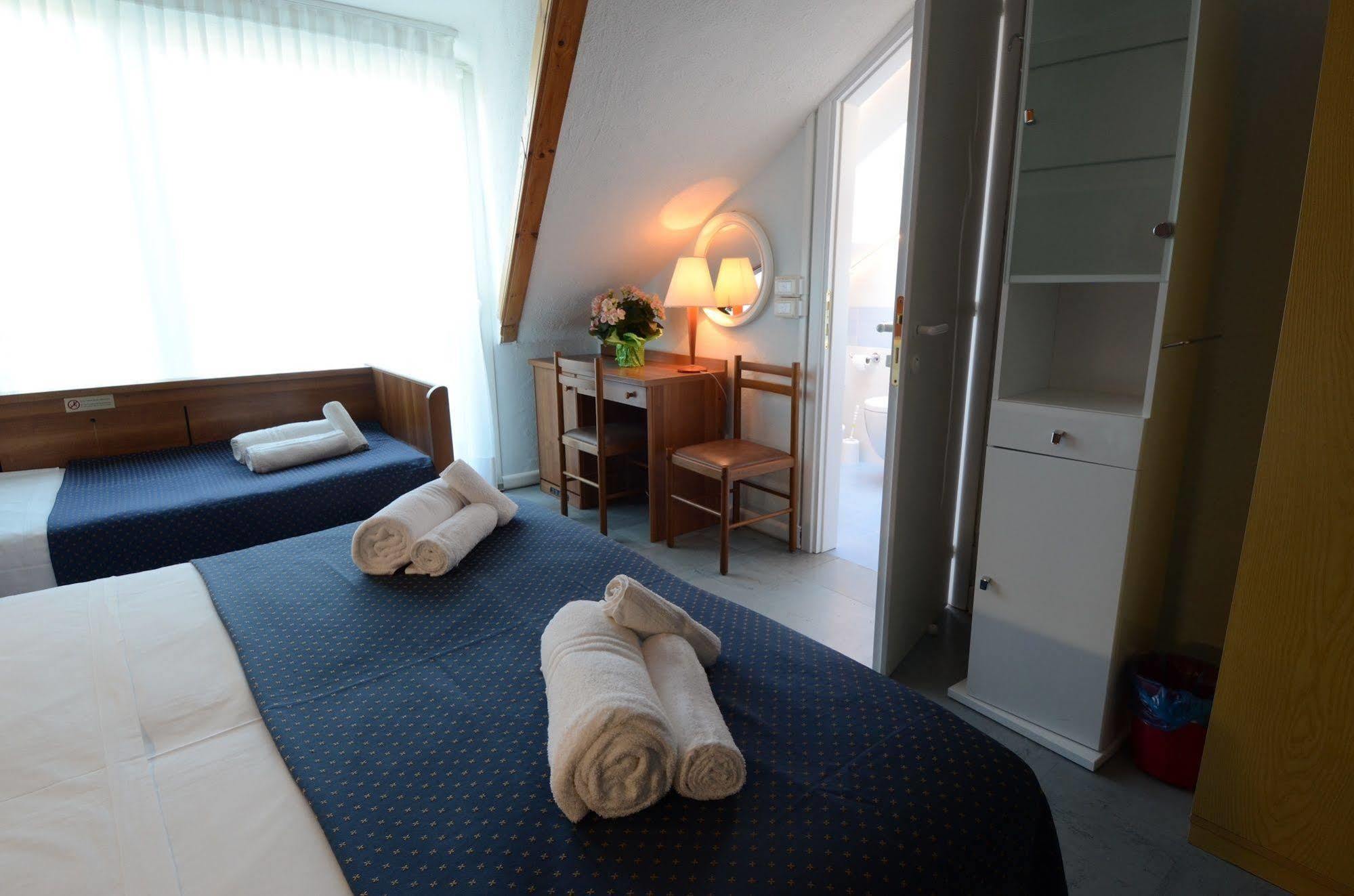 Hotel Mimosa ลินญาโน ซับเบียโดโร ภายนอก รูปภาพ